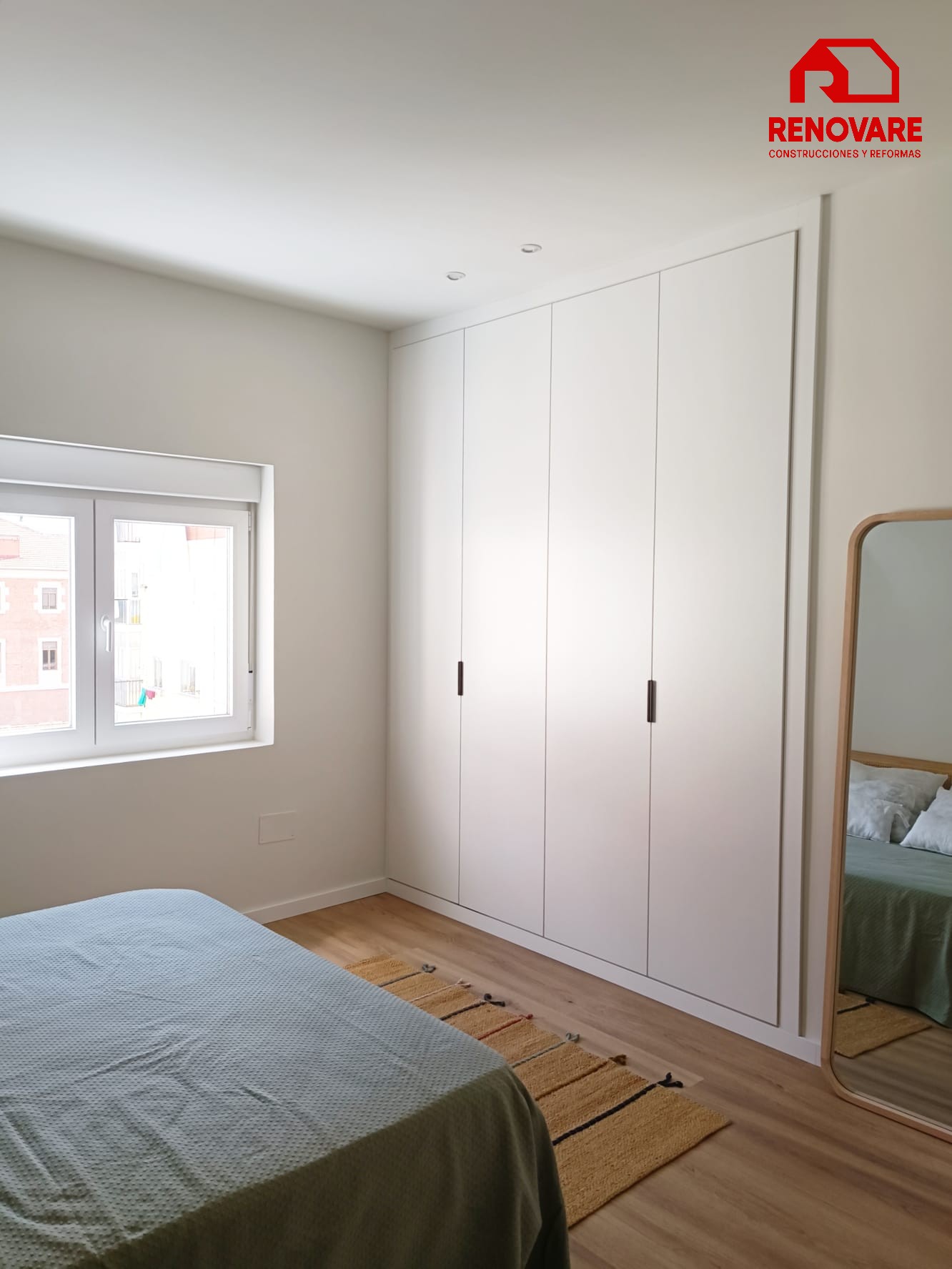Reforma de dormitorio en Valladolid con armarios empotrados a medida